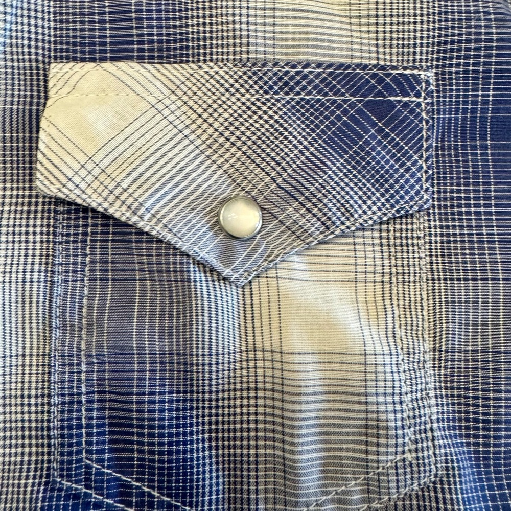 Wrangler Women’s Blue Plaid Pearl Snap Western Shirt NWOT - Picture 5 of 11